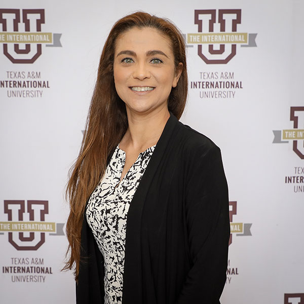 Photo of Dr. Claudia San Miguel